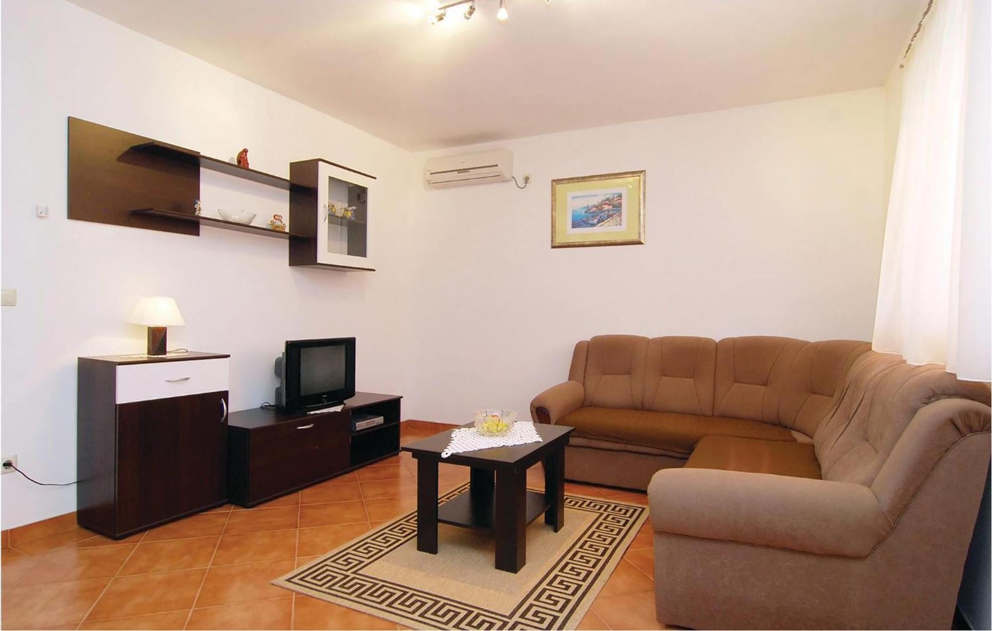 2 Bedroom Nice Apartment In Vir Zewnętrze zdjęcie