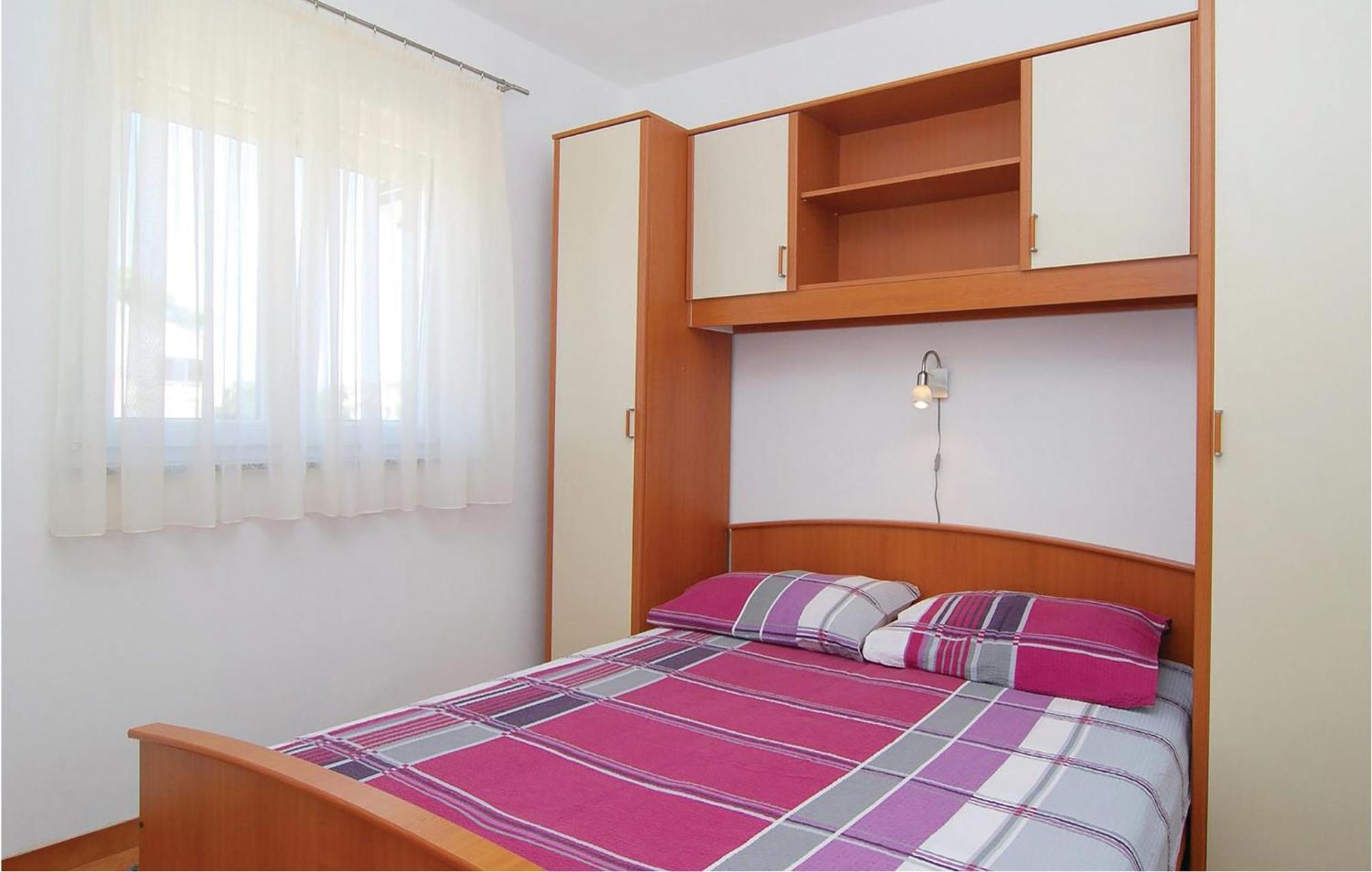 2 Bedroom Nice Apartment In Vir Zewnętrze zdjęcie